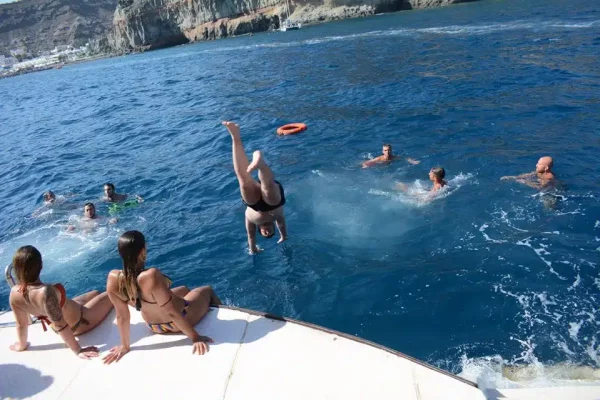 Premium Boat Tour Gran Canaria - Image 2
