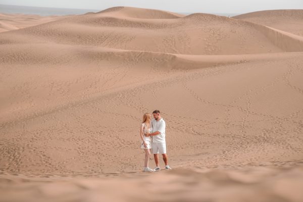 Photographer in Gran Canaria: Exclusive Photoshoot at Dunas de Maspalomas +100HD photos | Celebrate Love - Image 11