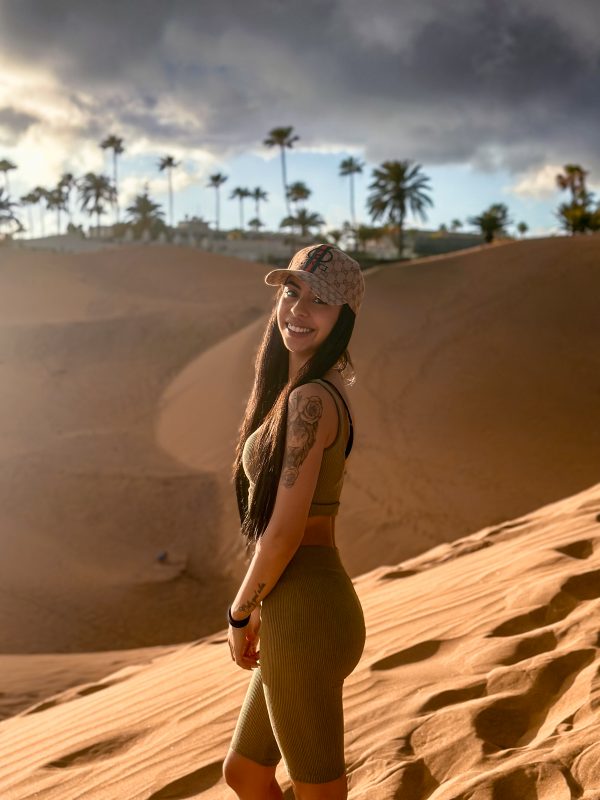 Photographer in Gran Canaria: Exclusive Photoshoot at Dunas de Maspalomas +100HD photos | Celebrate Love - Image 25