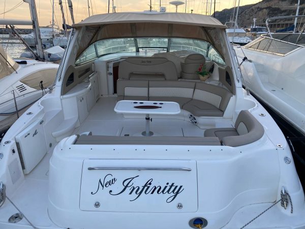 Yacht Infinity Shared Tour - Image 9