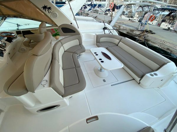 Yacht Infinity Shared Tour - Image 5