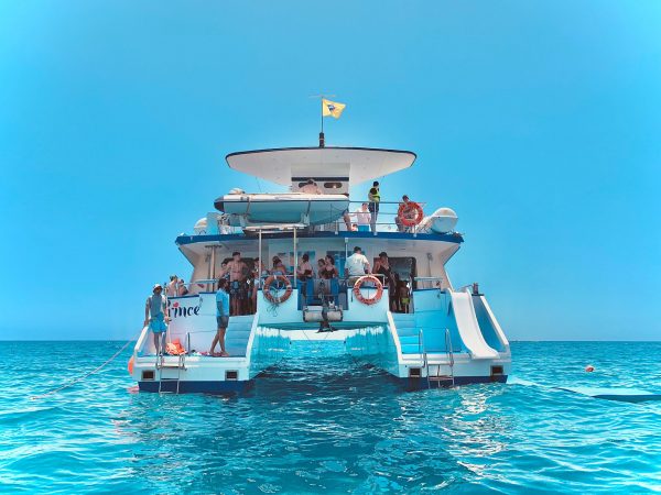 All-Inclusive 4 hour Boat tour Princesa Ico