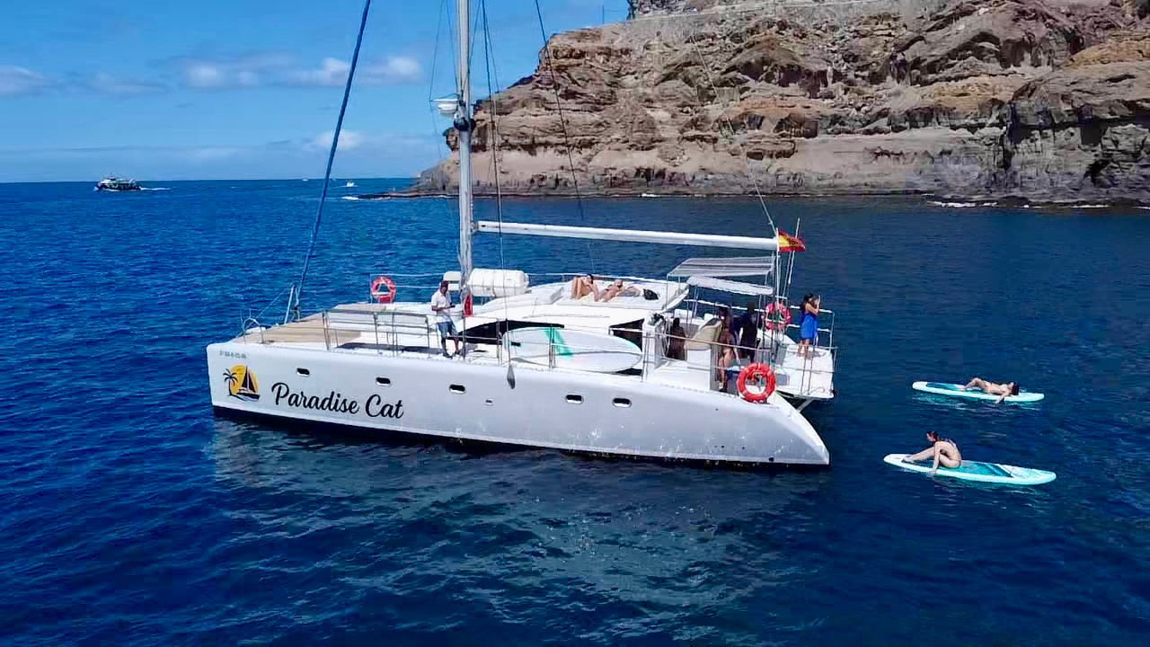 Exclusive Catamaran Tour Gran Canaria – Luxury 4h Cruise with Lunch & Open Bar catamaran tour Gran Canaria
